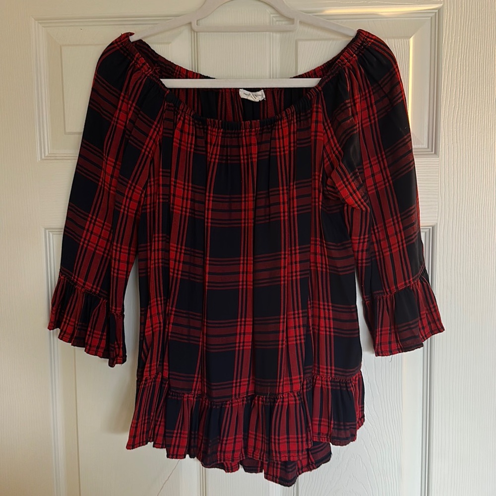 Off The Shoulder Red/Black Top